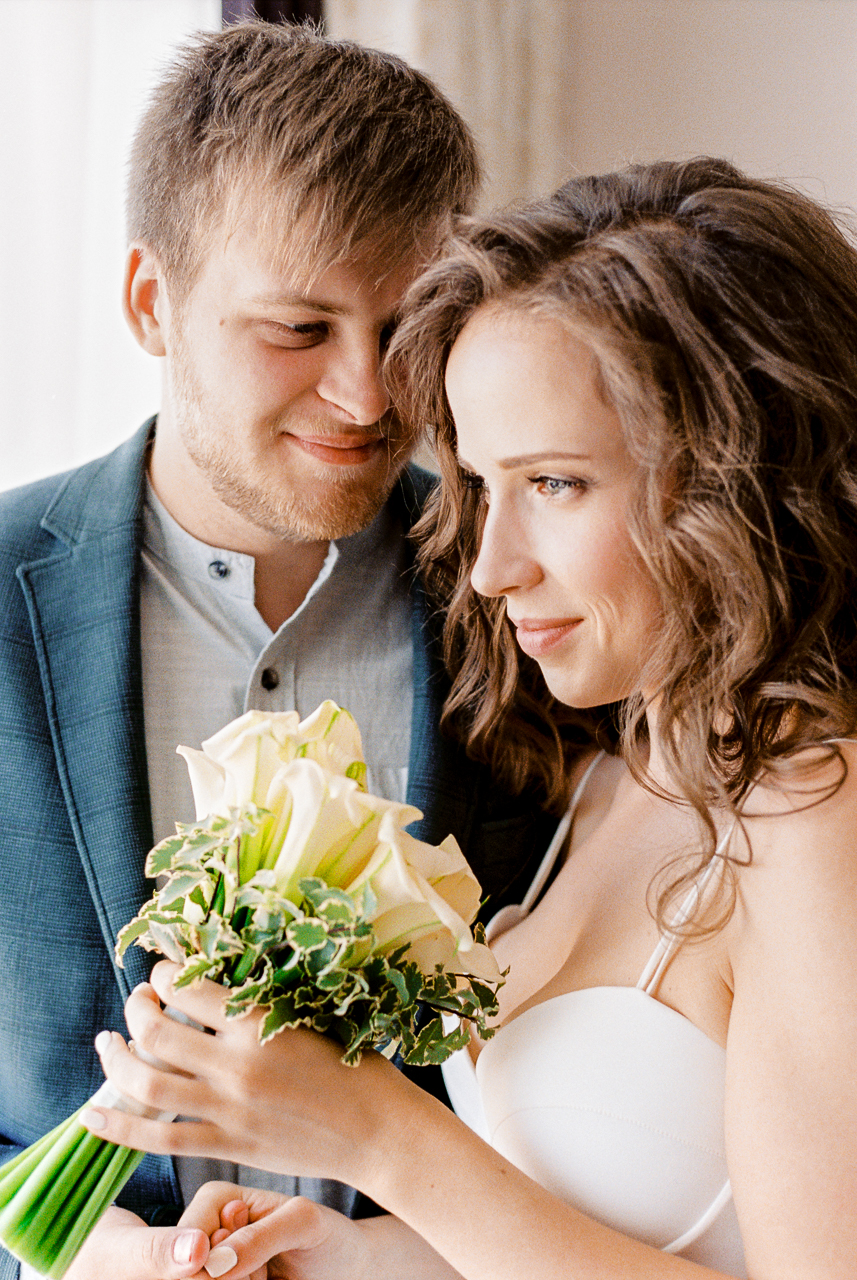 Свадьба Тани и Димы
Вся серия: vitalysleptsov.com/svadba-dmitrij-i-tatjana