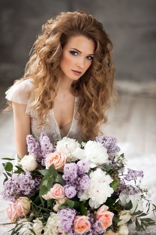 Пышная прическа на свадебную фотосессию