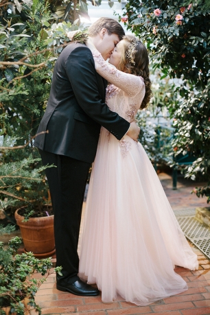 Свадебная прогулка в ботаническом саду