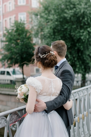 Свадебная прогулка вдвоём по любимому городу