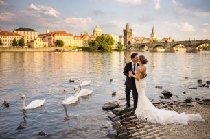 Классический вид на Карлов мост