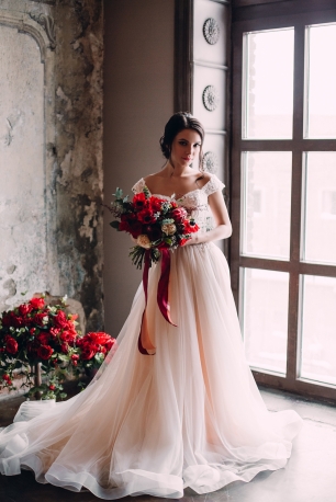 Эффектный образ невесты