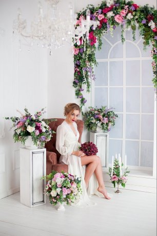 Цветочное утро прекрасной невесты Лизы