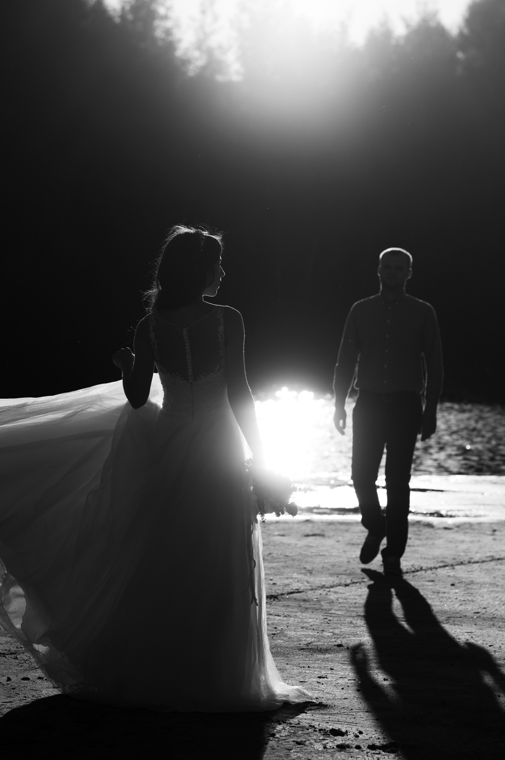 на встречу друг другу