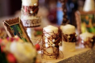 Оформление свадебных свечей