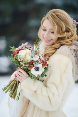 Зимний образ невесты