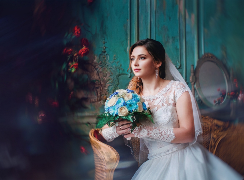 Свадебная фотосъёмка и видеосъёмка. 
Тел: +7-911-028-10-16 
Вконтакте https://vk.com/denisstenko 
