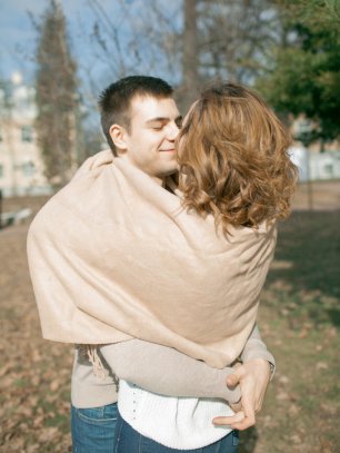 Любить весной