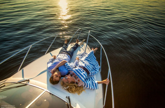 фотосессия love story на яхте, фотограф ГОРЕЛИКОВ ЕВГЕНИЙ