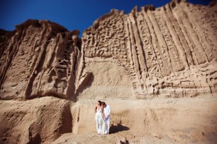 Фотосессия на фоне обрыва