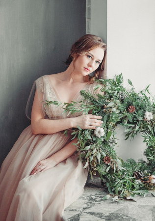 романтичная зимняя свадьба, венок из хвои на свадьбе, фотограф ТАТЬЯНА АФАНАСЬЕВА