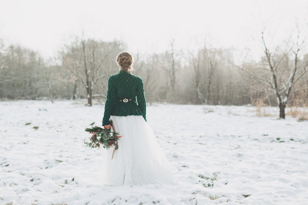 Зимняя свадьба, зимний наряд невесты