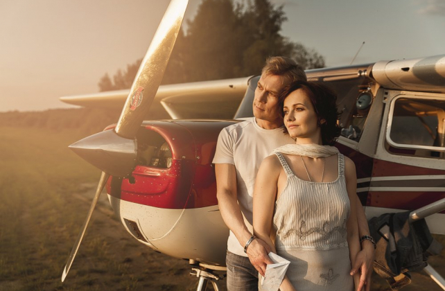 фотосессия love story с самолётом, фотограф СЕРГЕЙ ГАВАРОС