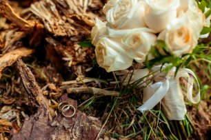 Бежевый свадебный букет