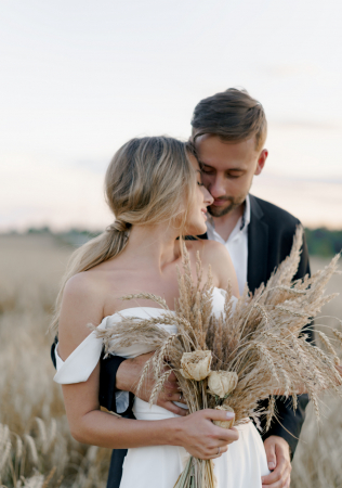 свадебные прически для длинных волос,  конский хвост, фотограф ПЕТРОВА ЕЛЕНА