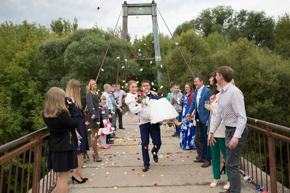 Фотограф Андрей Быков 
+79299582340 
Сайт: www.abykov.ru 
Группа VK: vk.com/bykov_photo 
www.instagram.com/bykov.andrey