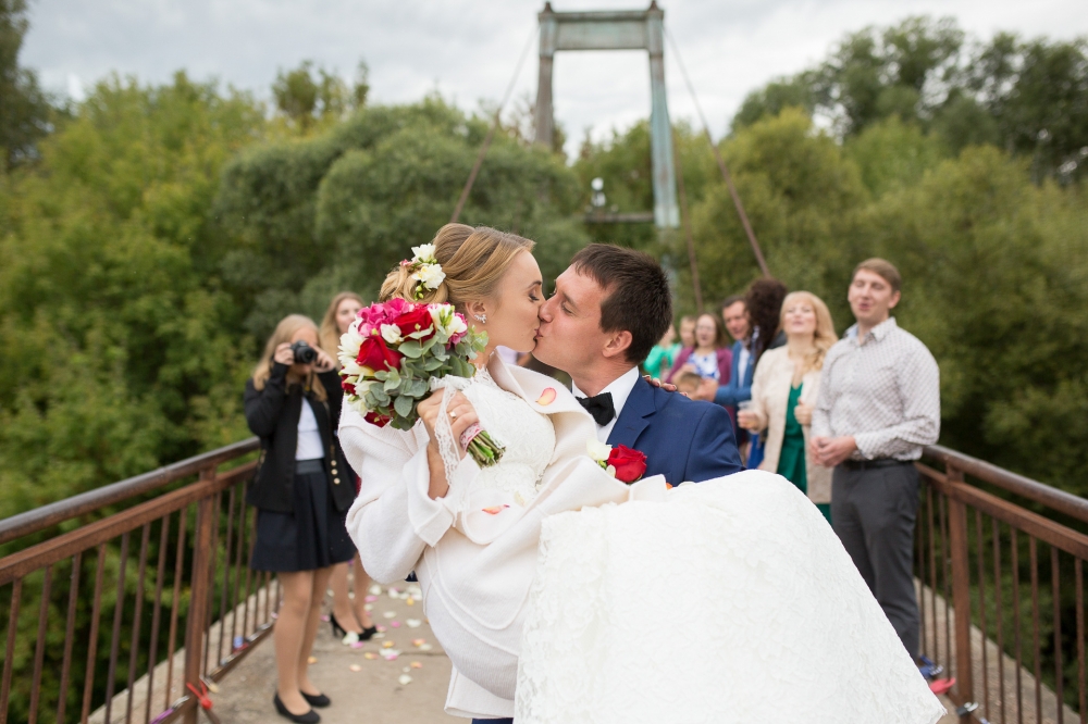 Фотограф Андрей Быков 
+79299582340 
Сайт: www.abykov.ru 
Группа VK: vk.com/bykov_photo 
www.instagram.com/bykov.andrey