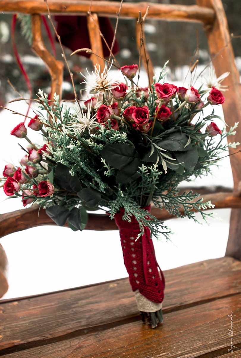 Фотограф - Дарья Шмакова
Место съемки - HOLIDAYPARK
Макияж и прическа - Юлия Искибаева 
Флористика и декор - Букет - Декор 
Аксессуары - Эльвира Вильданова 
Невеста - Марина Бузанова
Модельное агенство - MDmodel
Жених - Артемий Булатов