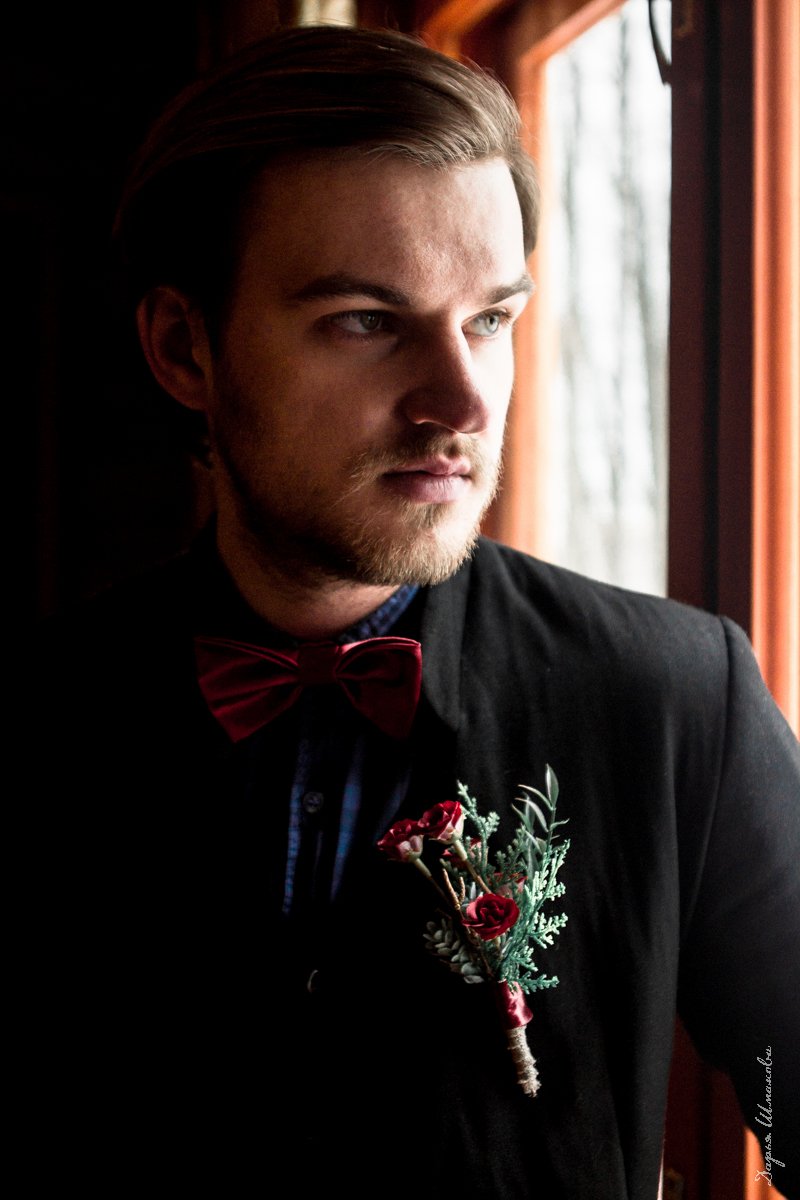 Фотограф - Дарья Шмакова
Место съемки - HOLIDAYPARK
Макияж и прическа - Юлия Искибаева 
Флористика и декор - Букет - Декор 
Аксессуары - Эльвира Вильданова 
Невеста - Марина Бузанова
Модельное агенство - MDmodel
Жених - Артемий Булатов