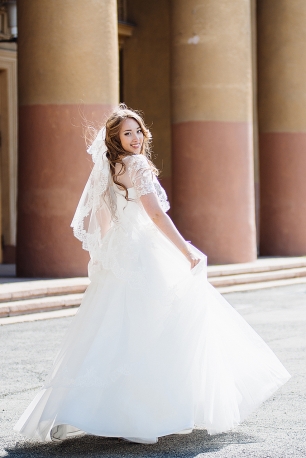 Лучезарная невеста Оля