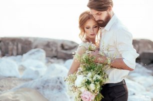 Нежная свадьба на Байкальских песках