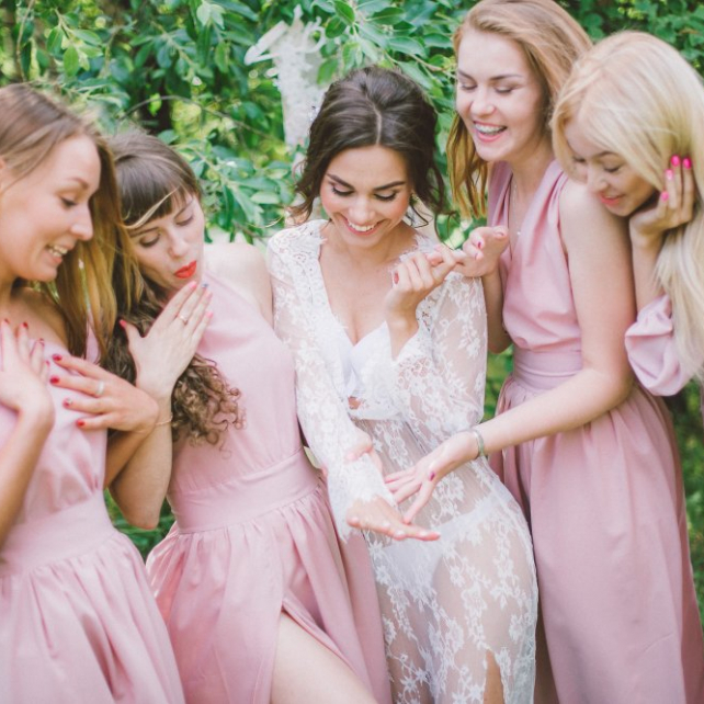 7 обязательных фотографий для утра невесты