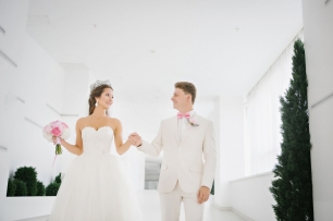 Молодожены