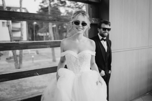 Стильные молодожены