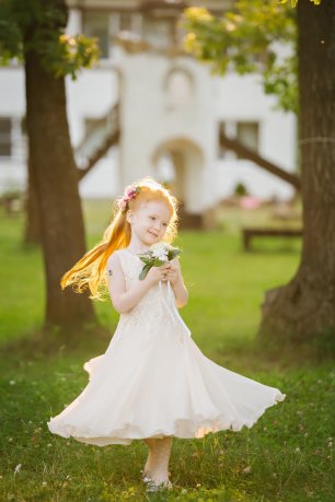 Цветочная девочка