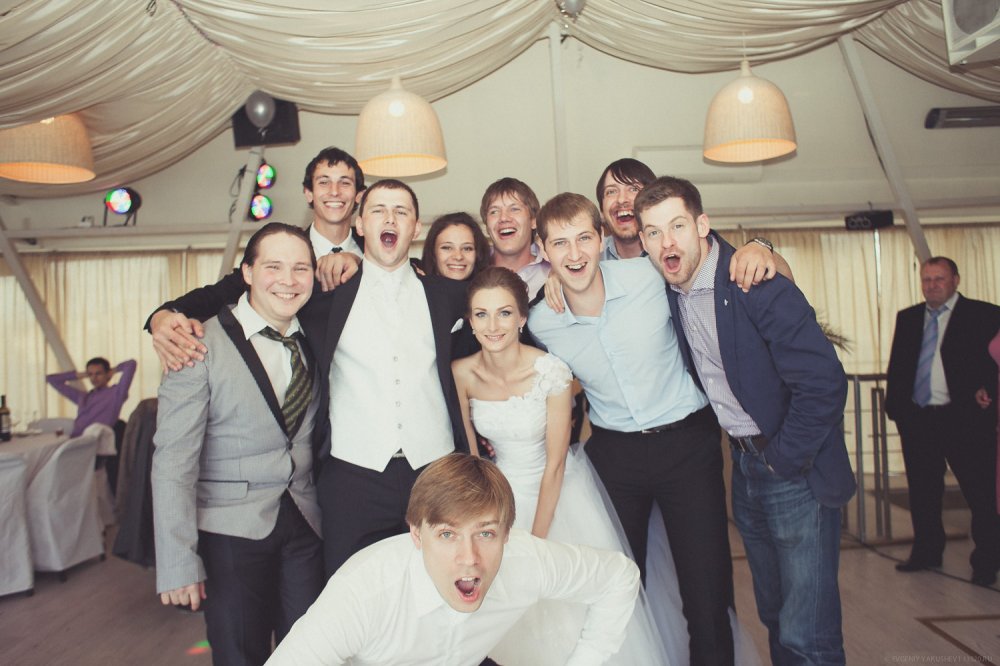 фотограф Евгений Якушев
13520.ru
тел: +7(953)370-04-73
e-mail: hello@13520.ru