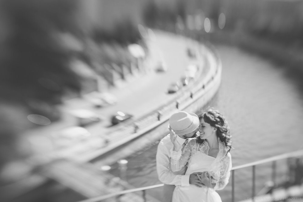 фотограф Евгений Якушев
13520.ru
тел: +7(953)370-04-73
e-mail: hello@13520.ru