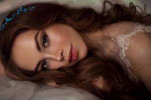 Персиковый макияж невесты