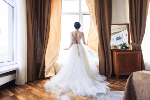 Невероятное платье невесты