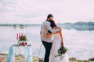 Свадебная фотосессия у реки