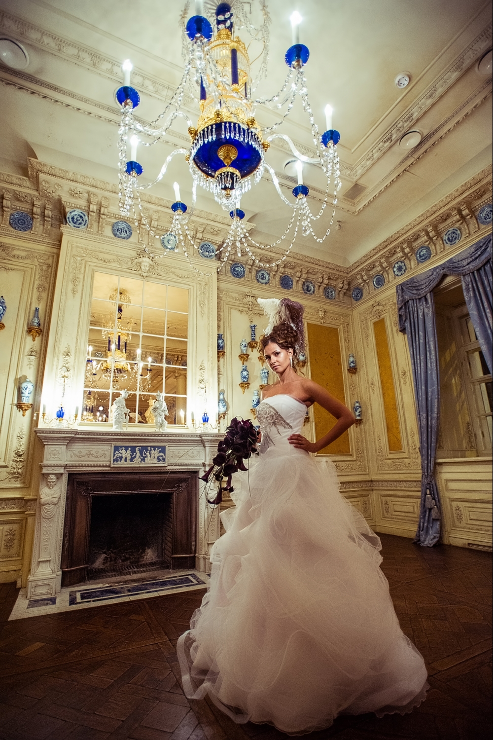 Невеста в фарфором зале  дворца "Турандот"