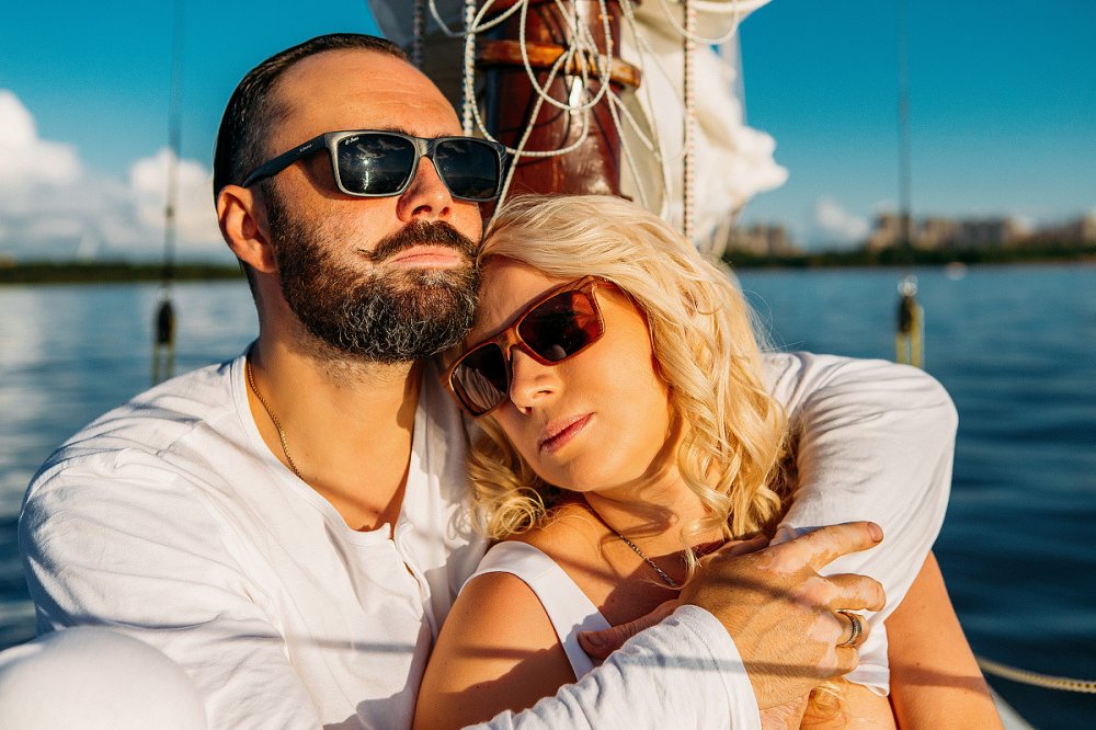 По всем вопросам пишите, пожалуйста, в Личные Сообщения или свяжитесь со мной наиболее удобным для Вас способом.

Контакты:
☎ +7-911-749-49-06 Санкт-Петербург
VKontakte: https://vk.com/useinfo
Е-mail: cop_valentin@mail.ru
Cайт: http://www.vpuzanov.ru