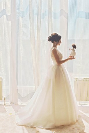 Невеста и куколка, ее мини-копия!