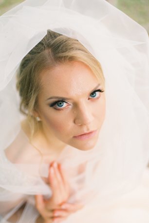 Нежный портрет невесты, плёнка