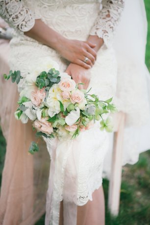 Пудровый букет невесты