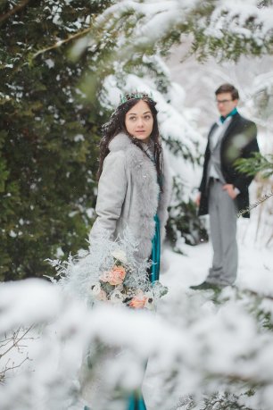 Зимняя фотосессия в лесу