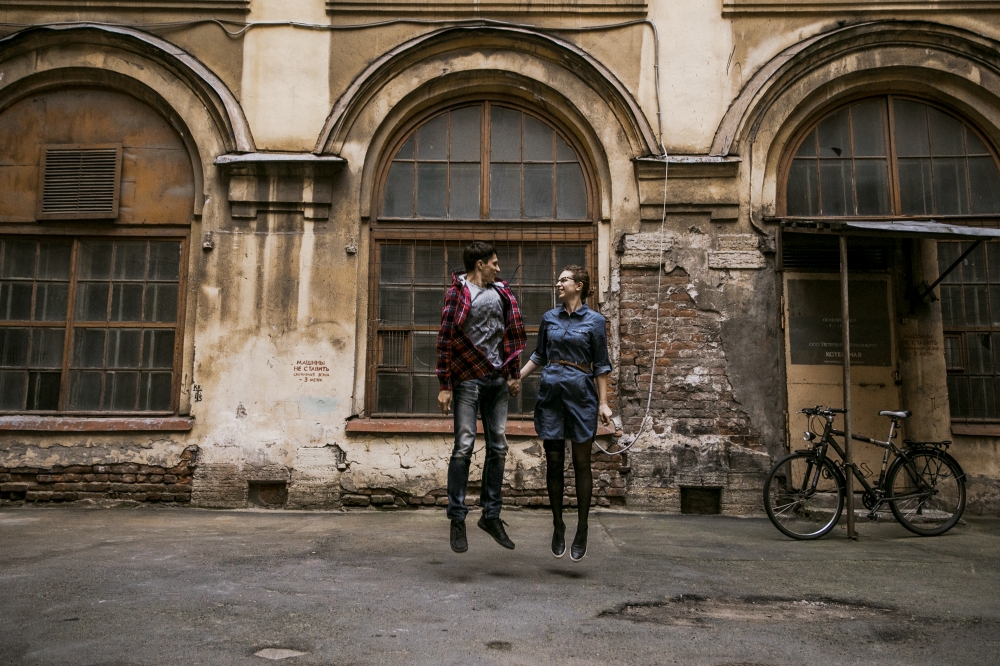 Света и Леша 
небо