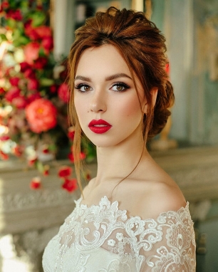 Макияж и прическа