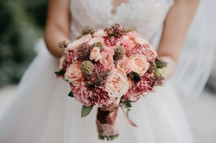 Нежный летний букет невесты