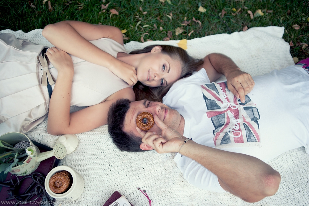 Фотосессия Love Story пикник на природе.
