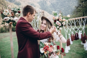 Яркая свадьба