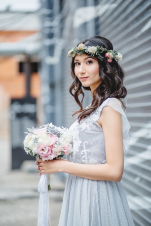 Правильно подобранная флористика всегда украсит образ невесты