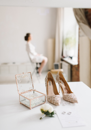 нюдовые свадебные туфли, фотограф ШЕФТЕР ПОЛИНА