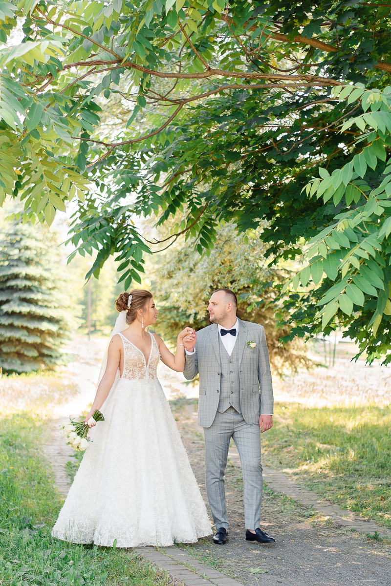 Классическая свадебная фотосъемка в Беларуси 
#свадебнаяфотосессия #фотосессияминск #фотографминск #фотографбеларусь #свадебныйфотографминск