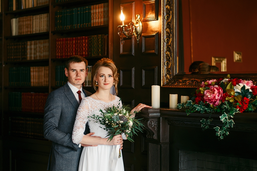 Классическая свадебная фотография. 
Студийная фотосессия в Минске