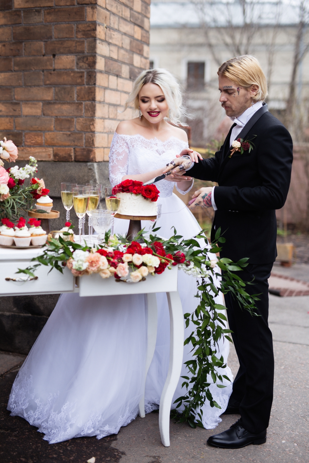 Свадебное торжество в Англиканской церкви в Москве